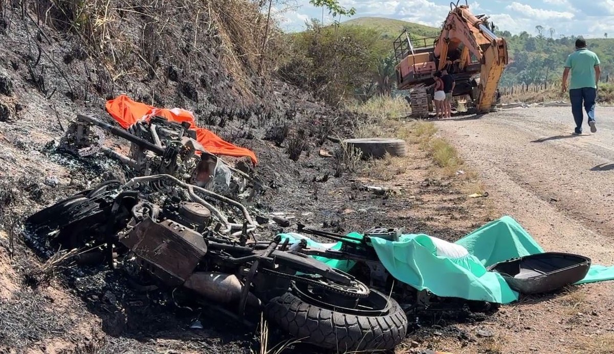 Acidente com retroescavadeira mata quatro pessoas na BR-222, no Pará