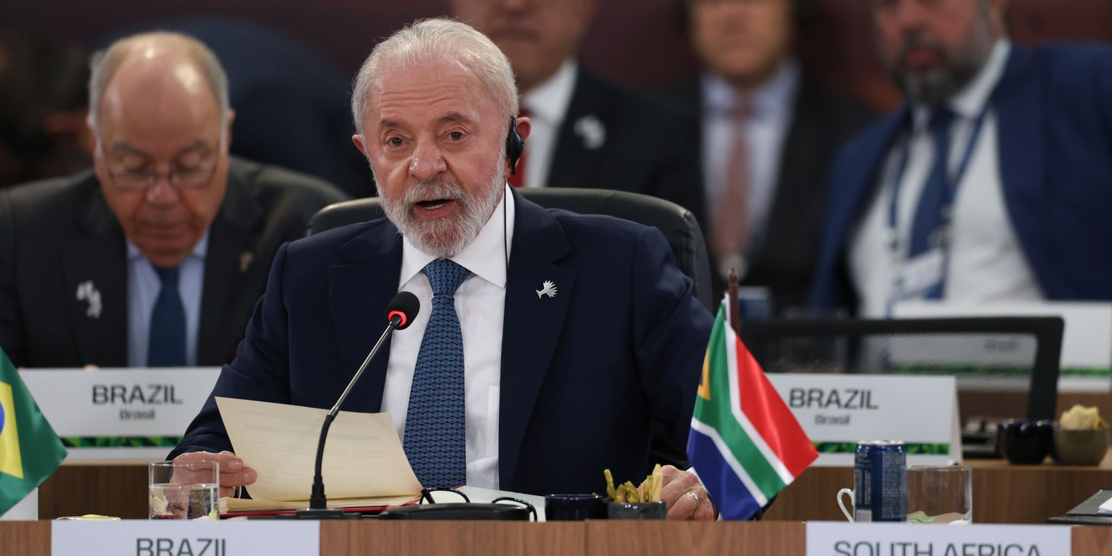 Lula critica incentivos financeiros ao setor de combustíveis fósseis