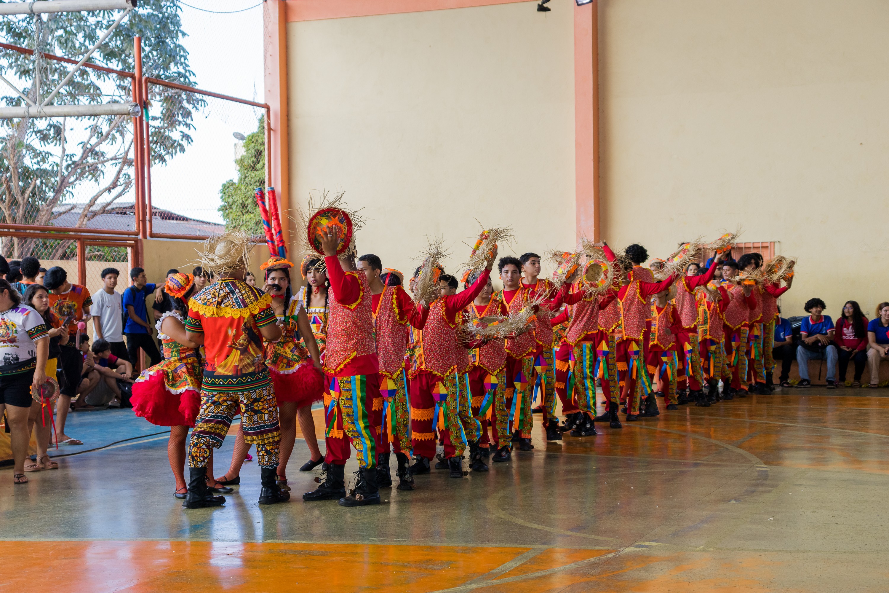 Arraiá Amazônico leva cultura e inclusão para escolas públicas de Macapá