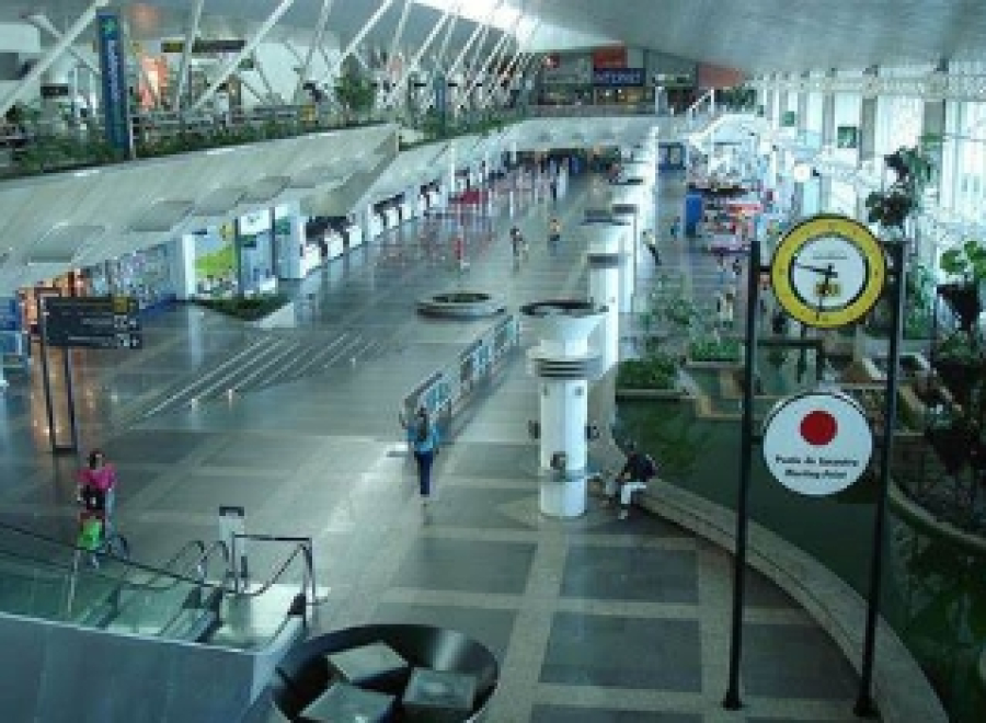 Chuvas de maio causam alagamentos em Belém e assustam passageiros durante pouso