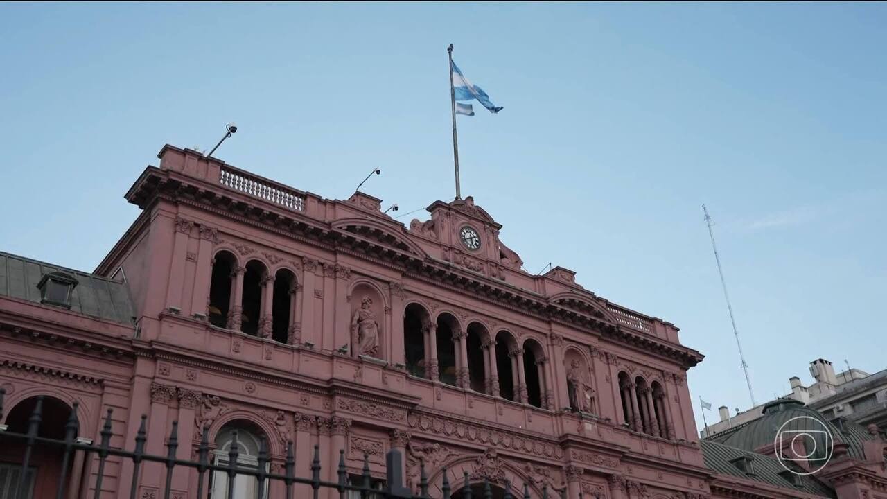 Milei chama sonegadores de impostos de 'heróis' e diz faltar 'talento' a quem 'cumpriu todas as regras'