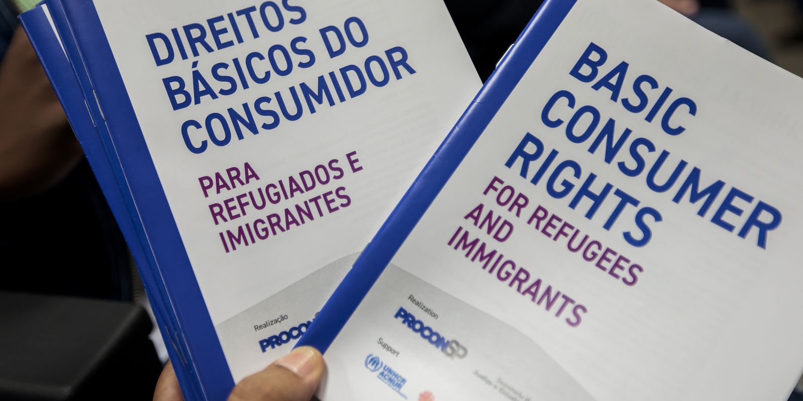 Procon lança cartilha sobre direitos do consumidor para refugiados