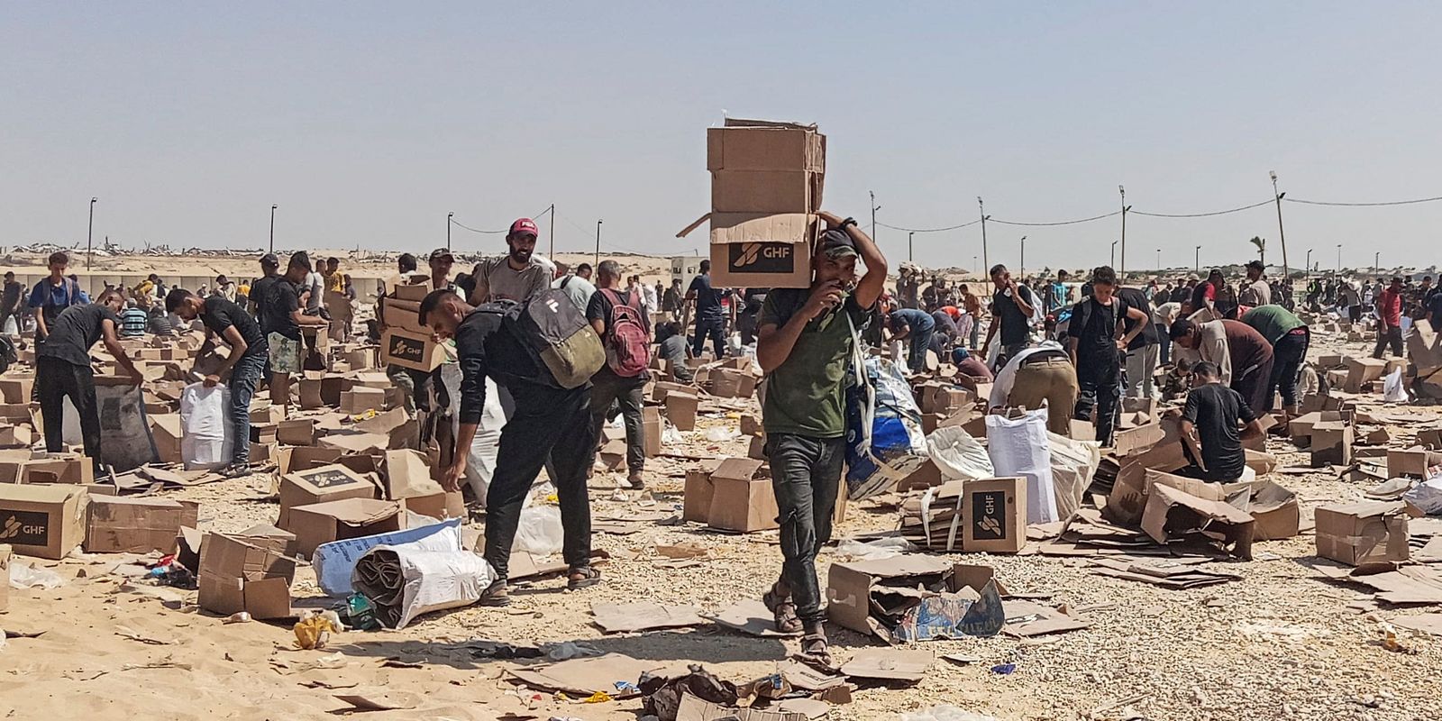 Em um mês, 516 palestinos morrem buscando alimentos em Gaza
