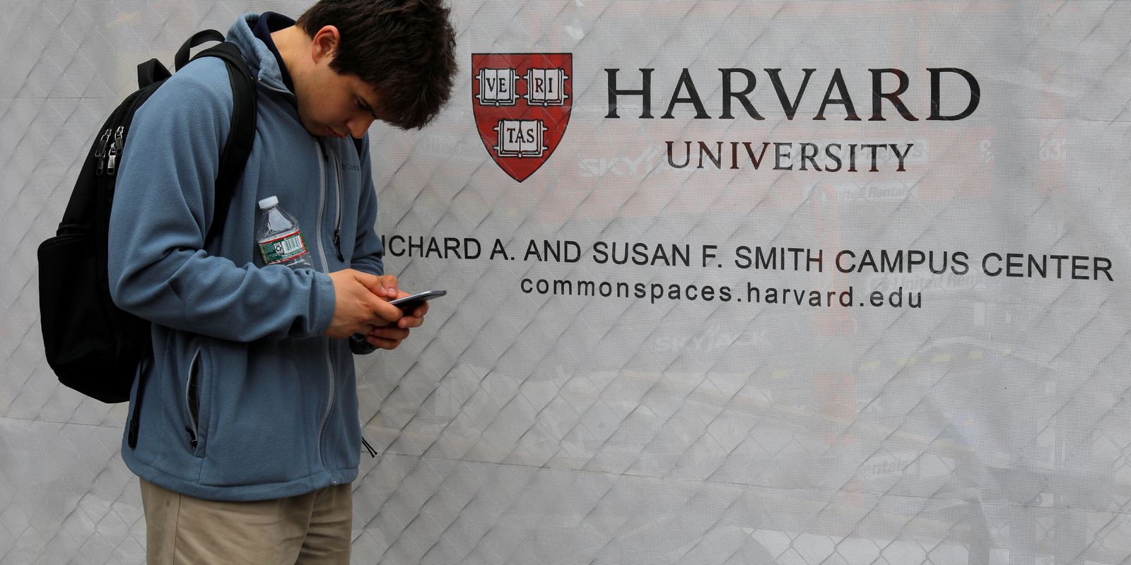 EUA vão monitorar redes de brasileiros que pedirem visto de estudante